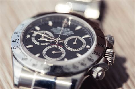 rolex daytona crown and caliber|Rolex daytona history.